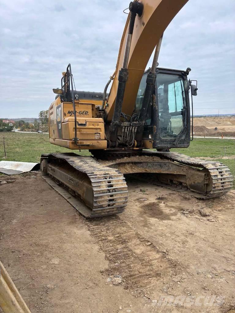 CAT 326 F Beltegraver