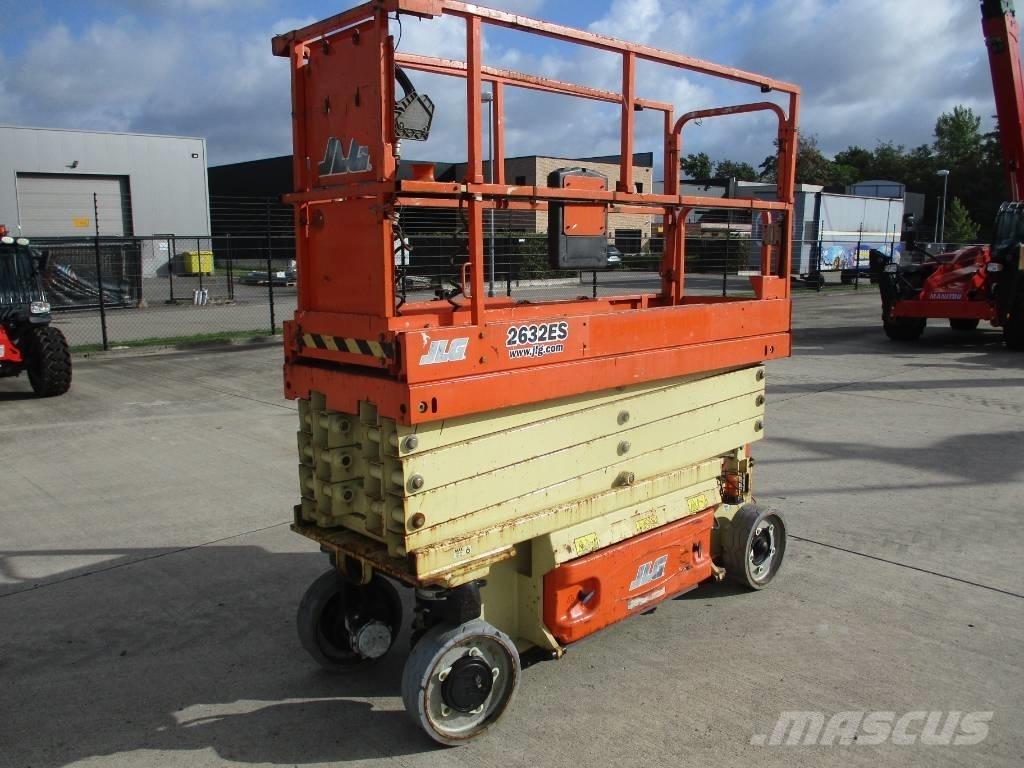 JLG 2632 ES  (081) Sakselifter