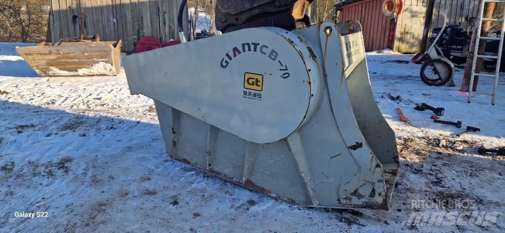 GiANT CB-70 Knuseskuffer