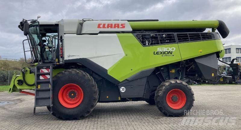 CLAAS LEXION 5300 Skurtreskere