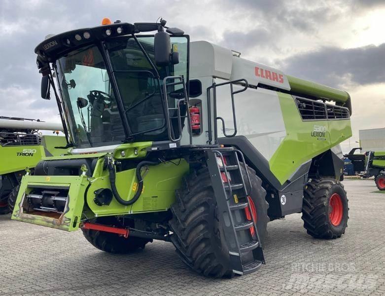 CLAAS LEXION 5300 Skurtreskere