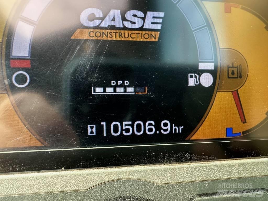 CASE CX 235 C SR Beltegraver