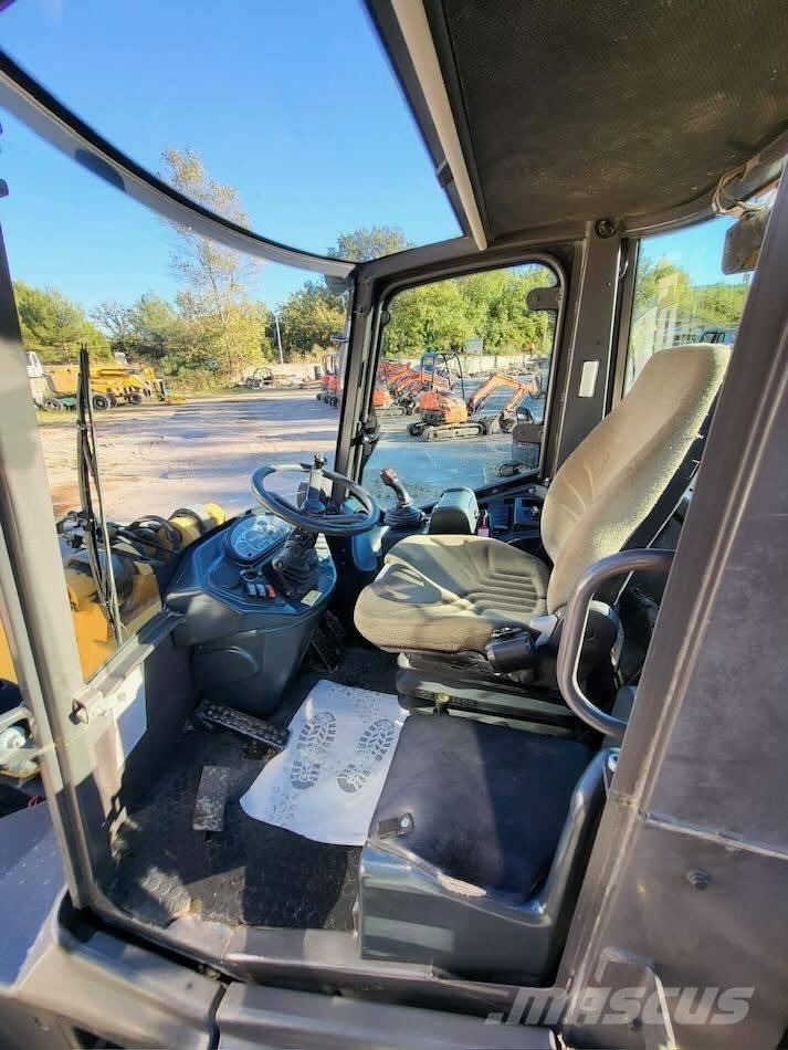 Mecalac AS 700 Hjullastere