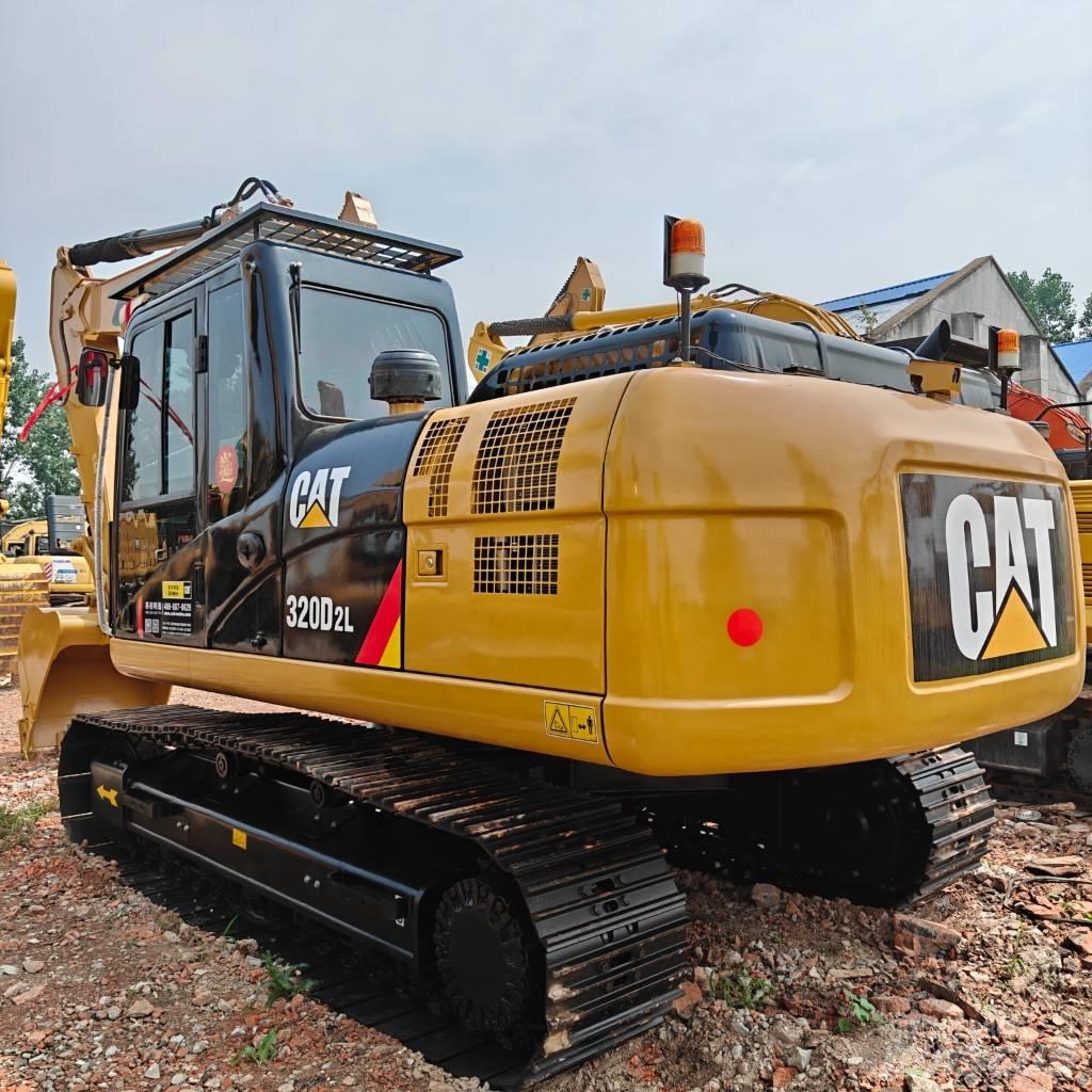 CAT 320D2L Beltegraver