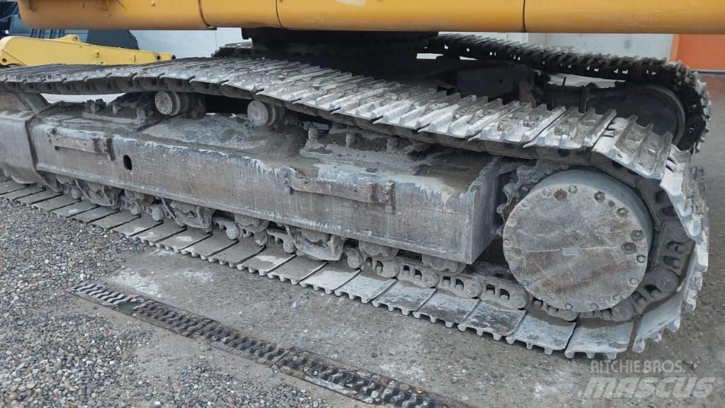 Komatsu PC450HRD-7E0 Gravemaskiner for riving