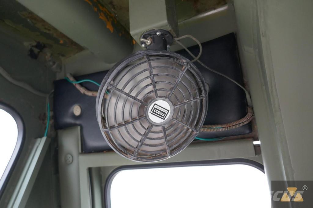 CAT D7G Ex-army Dozere Beltegående