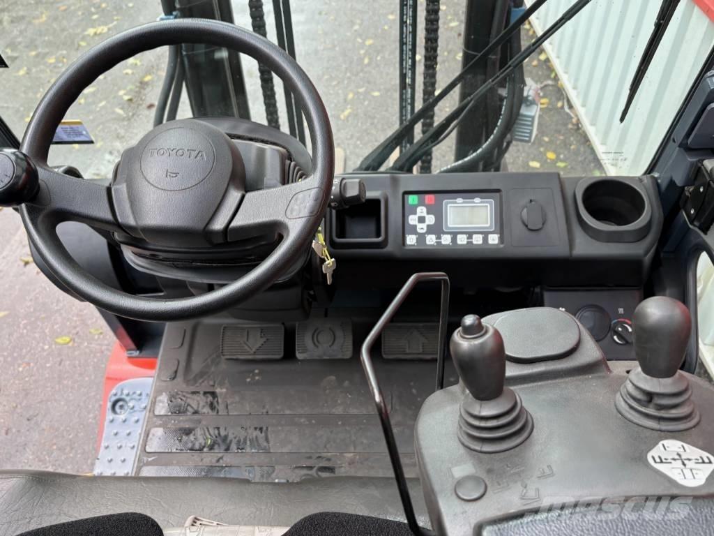 Toyota 8 FBMT 30 Elektriske trucker