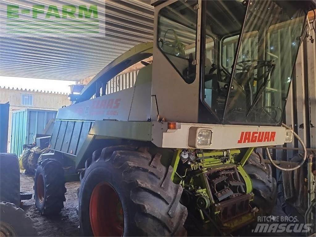 CLAAS jaguar 682s Selvdrevne fôrhøstere
