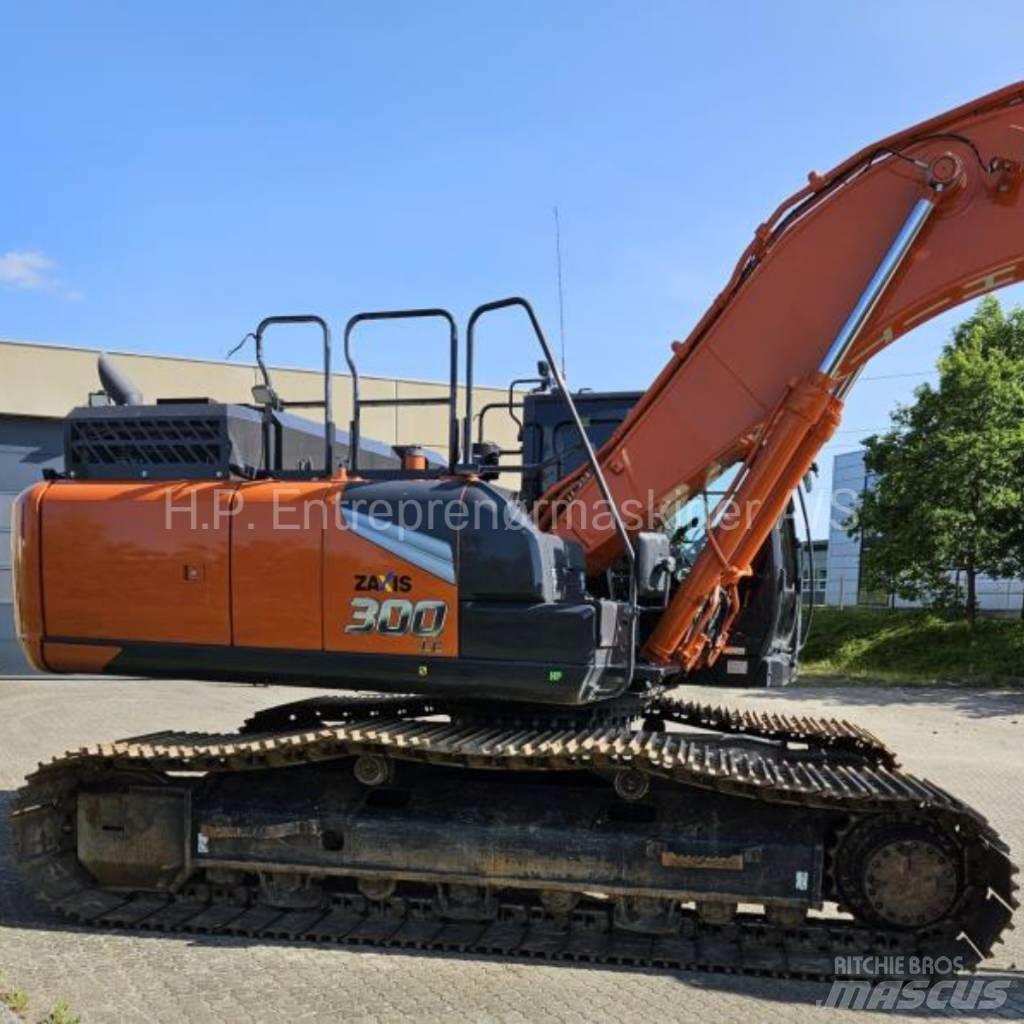 Hitachi ZX300LC-7 Beltegraver
