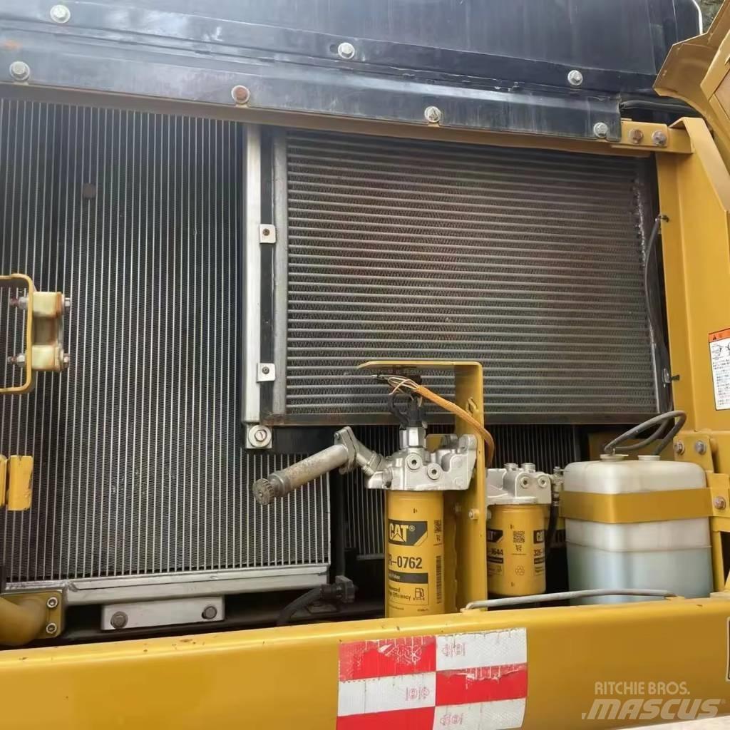 CAT 336 D Beltegraver