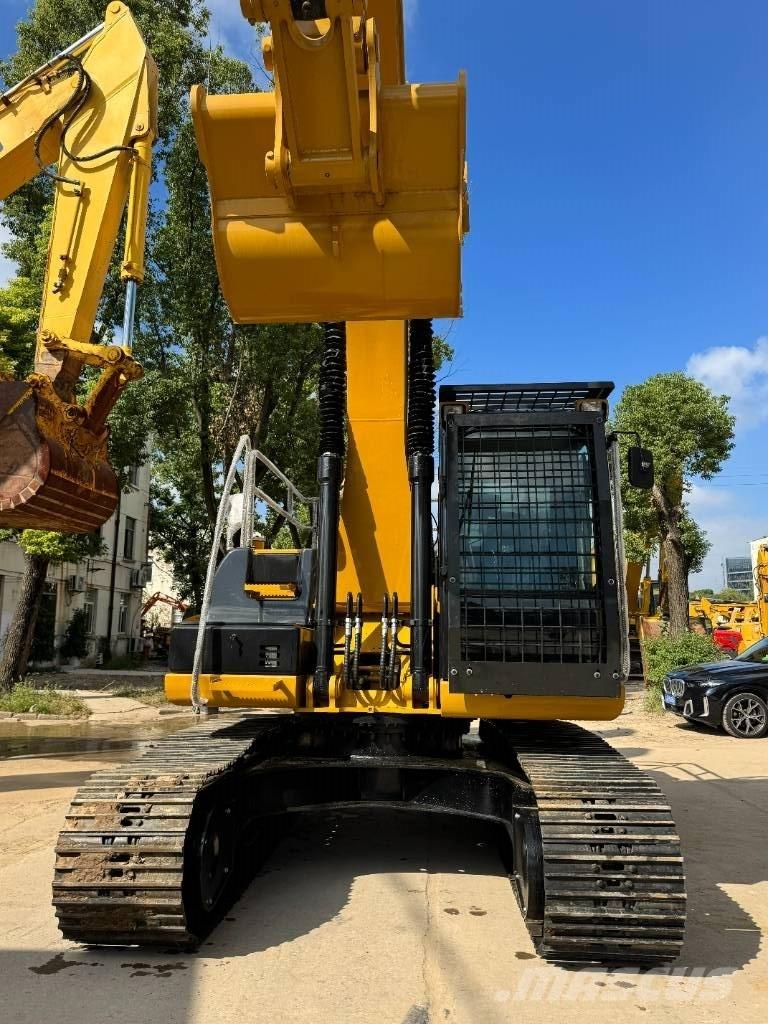 CAT CAT320D Beltegraver