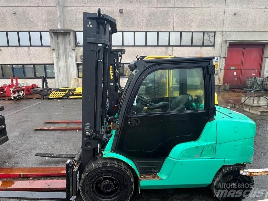 Mitsubishi FD50NT Diesel Trucker
