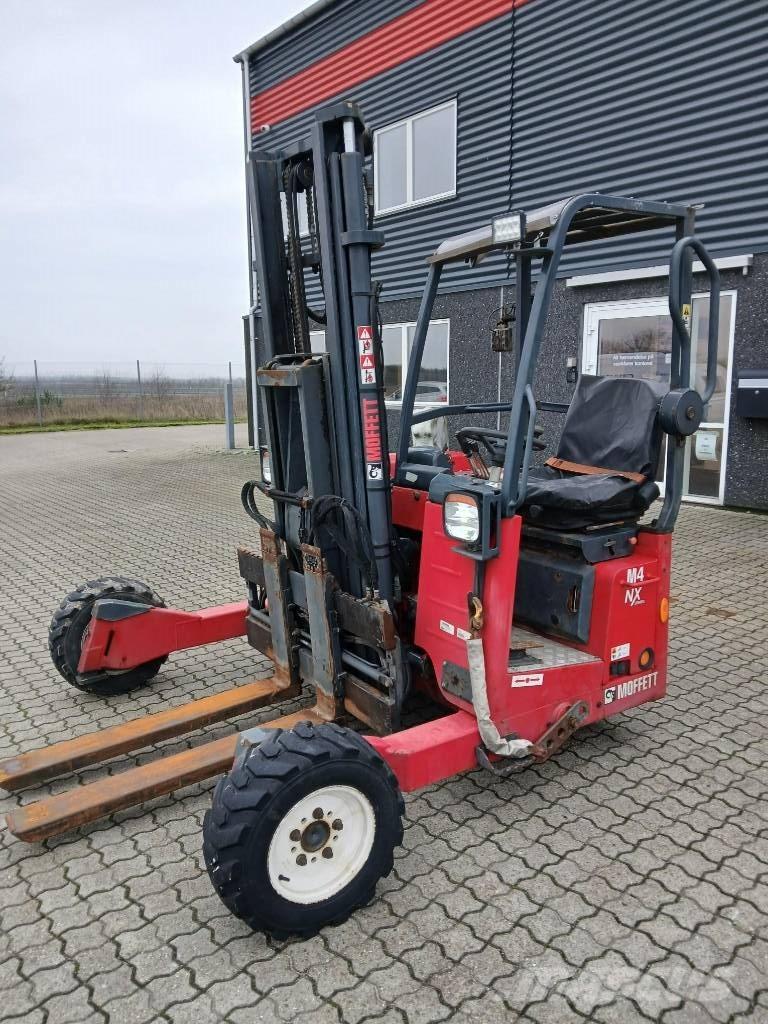 Moffett M4 25.3 Diesel Trucker