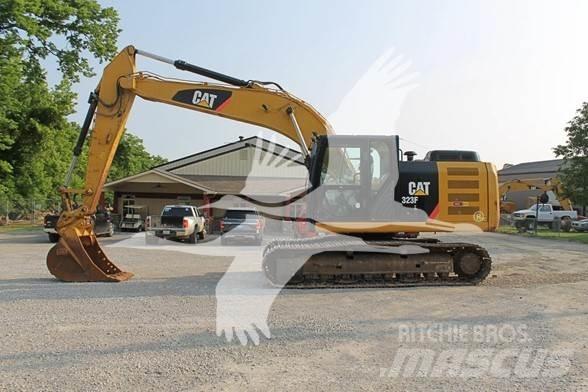 CAT 323FL Beltegraver