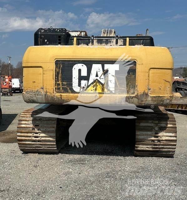 CAT 330D Beltegraver
