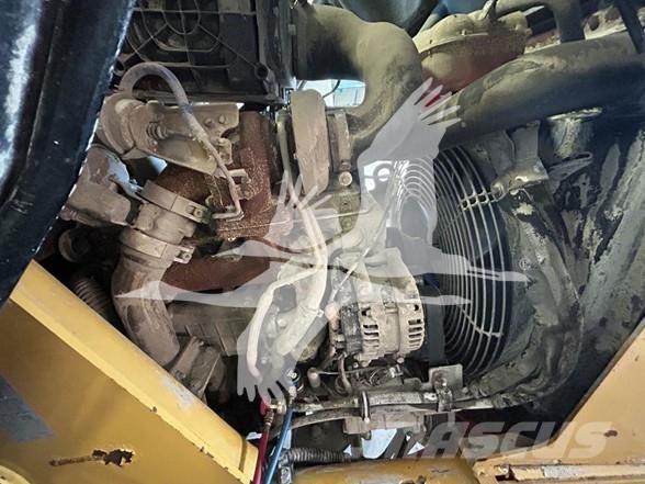 CAT 420F2 IT Traktorgravere