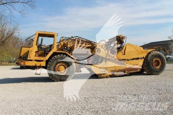 CAT 615C II Veiskrape