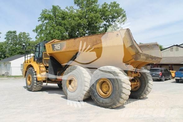 CAT 745 Rammestyrte Dumpere