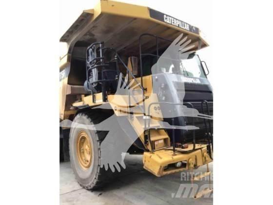 CAT 775F Rammestyrte Dumpere
