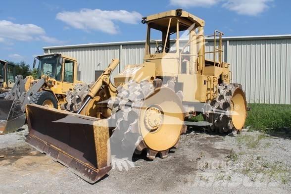 CAT 815B Valsetog