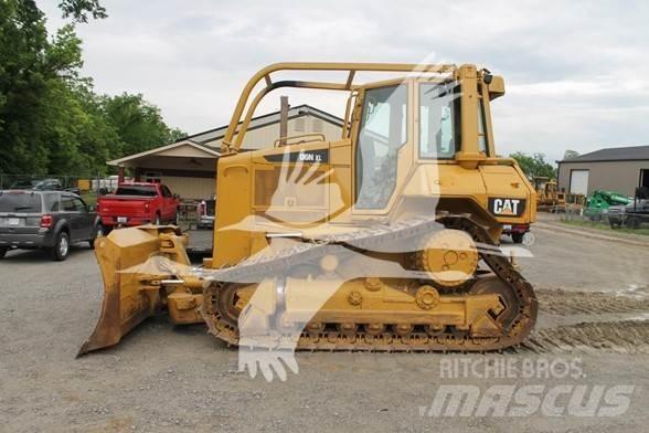 CAT D6N XL Dozere Beltegående