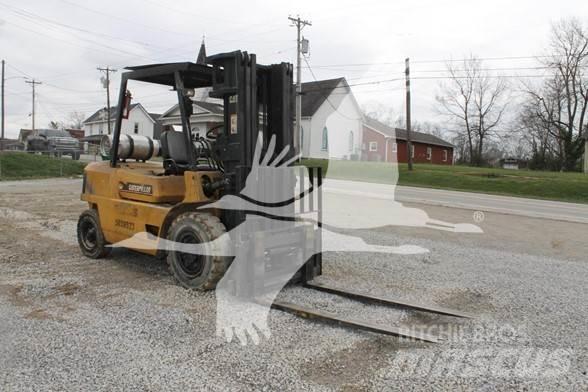 CAT GP40 Diesel Trucker