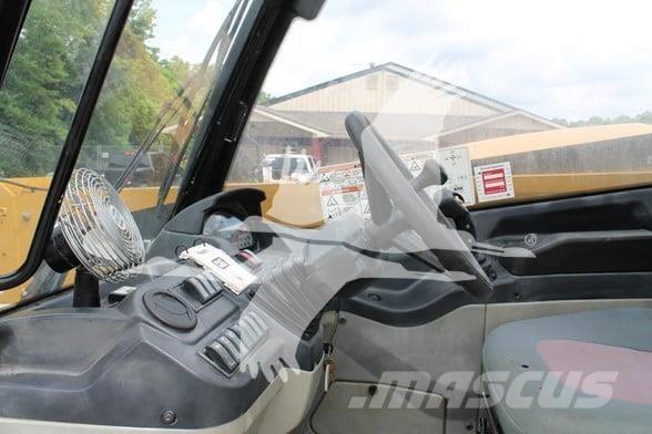 CAT TH407C Teleskoplastere