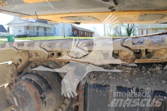 JCB JS300 Beltegraver