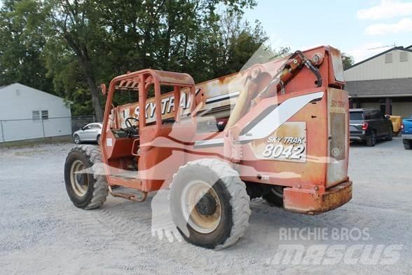SkyTrak 8042 Teleskoplastere