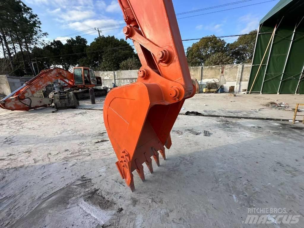 Hitachi ZX 200 Minigravere <7t