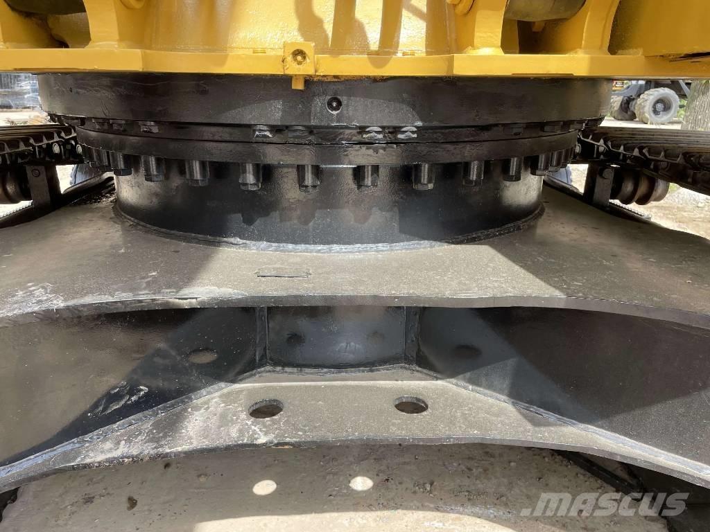 CAT 320D2 Beltegraver