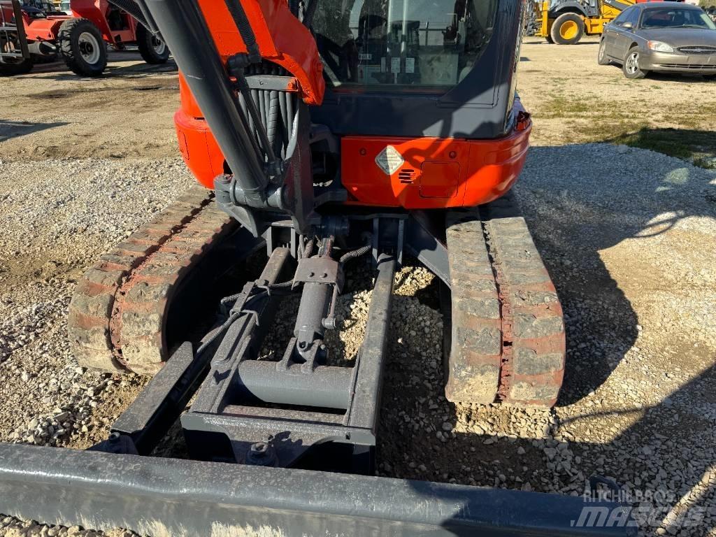 Kubota KX 121-3 Beltegraver