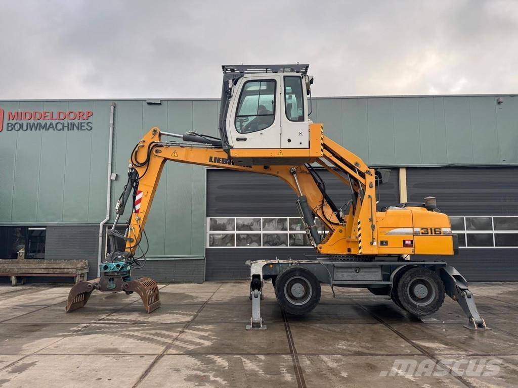 Liebherr A 316 Gravemaskiner for avfallshåndtering