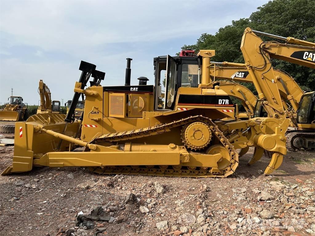 CAT D 7 R Dozere Beltegående