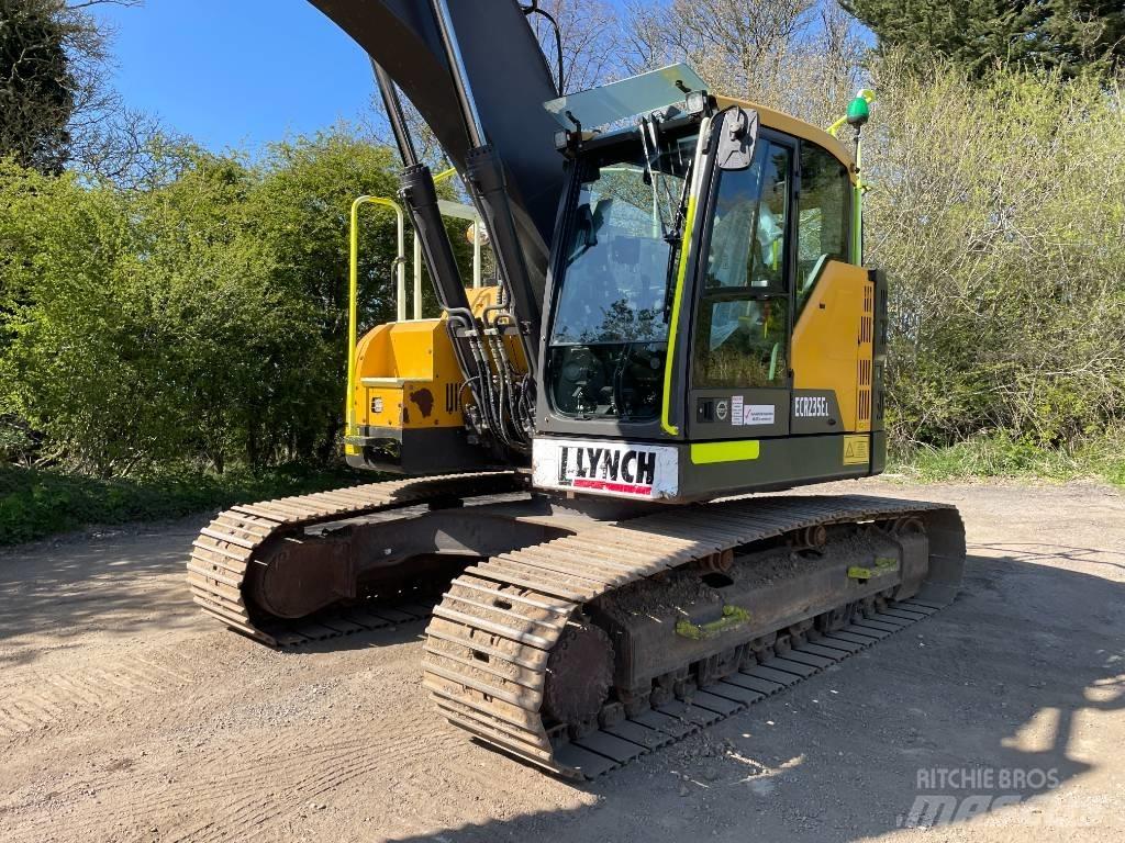 Volvo ECR 235 Beltegraver