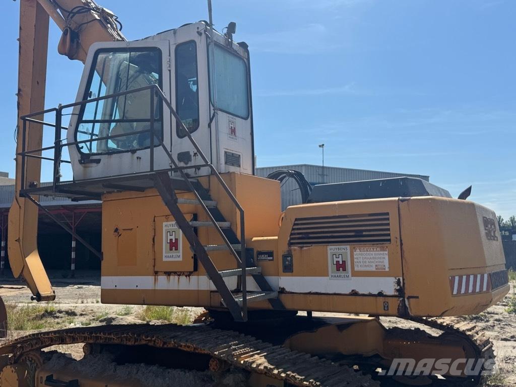 Liebherr 922 Gravemaskiner for avfallshåndtering