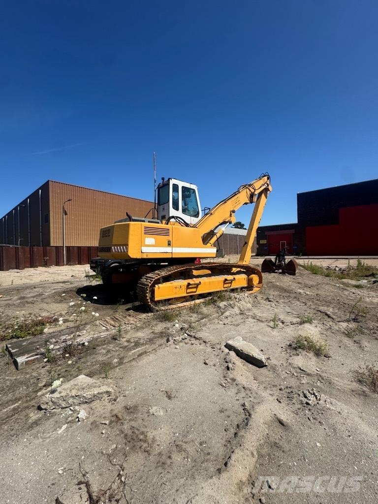 Liebherr 922 Gravemaskiner for avfallshåndtering