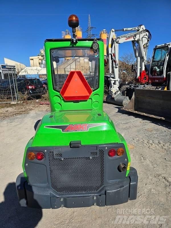 Avant 755 i Kompaktlastere