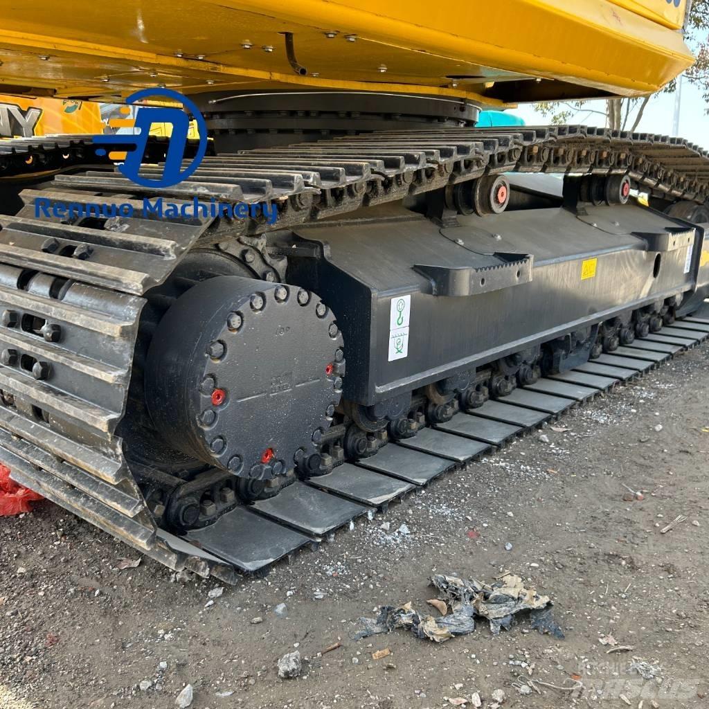 Komatsu PC200-8 Beltegraver