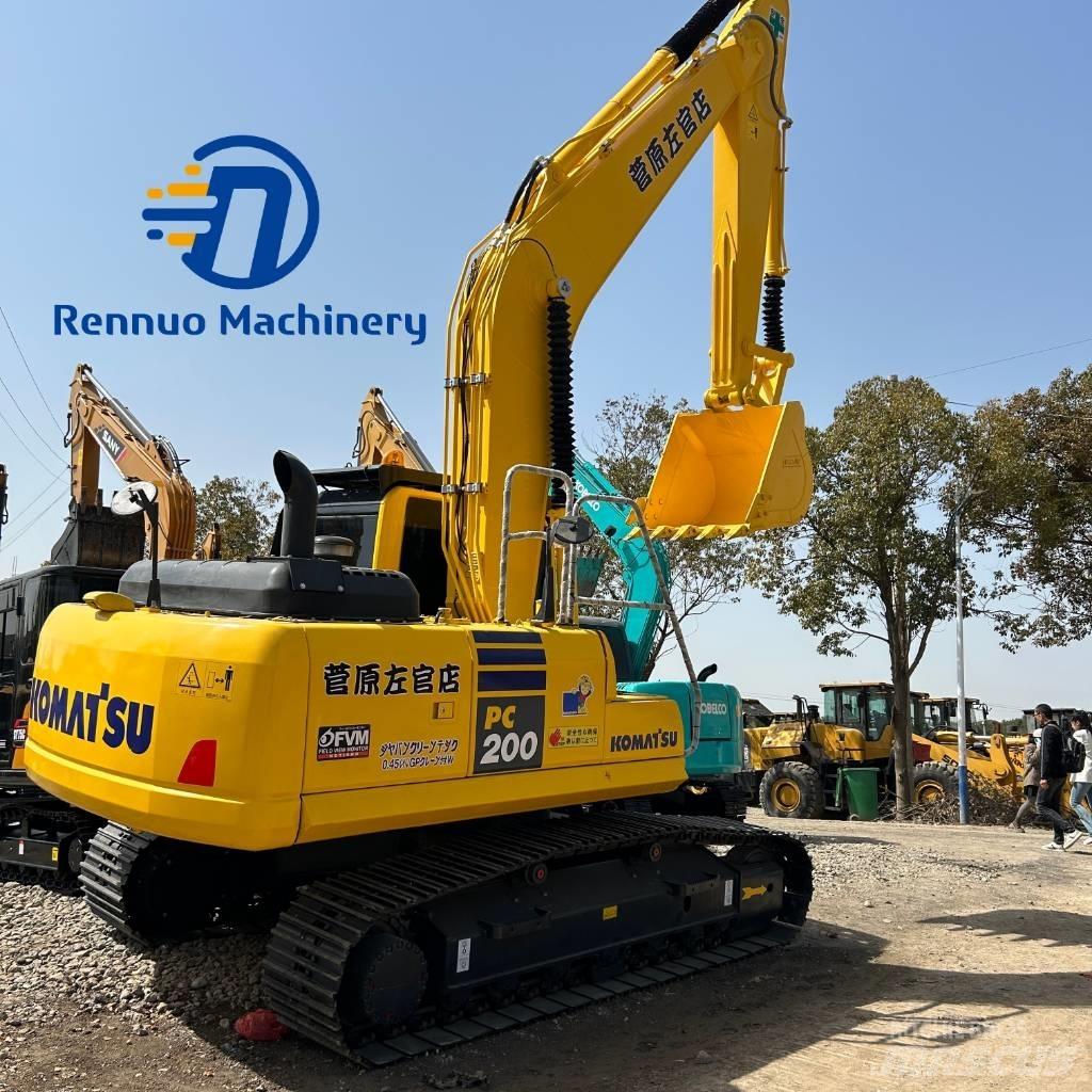 Komatsu PC200-8 Beltegraver