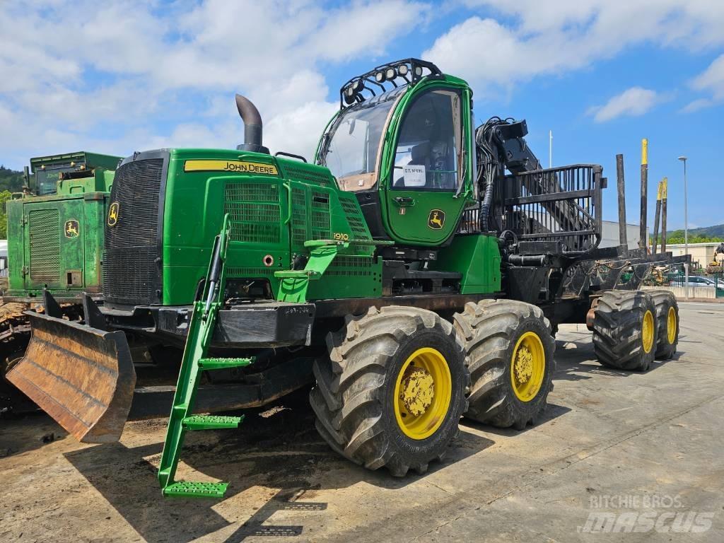 John Deere 1910G Lassbærere