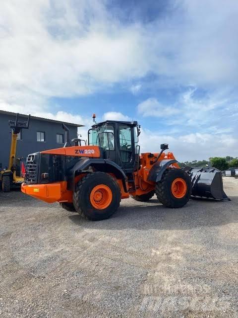 Hitachi ZW 220 Hjullastere