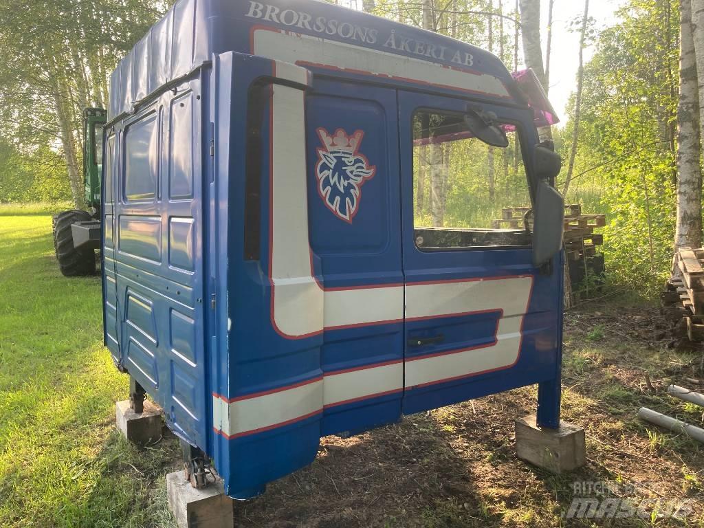 Scania 143 H Førerhus og Interiør