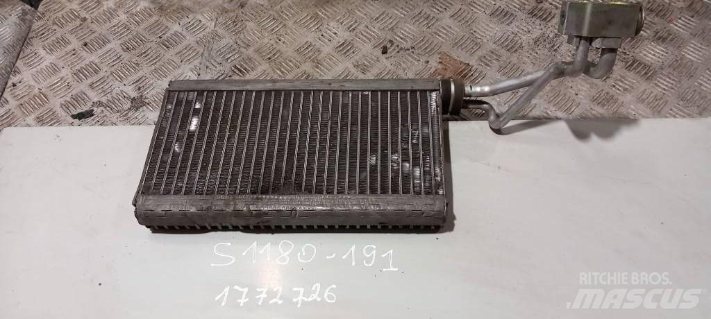 Scania R 440. 1772726 Radiatorer