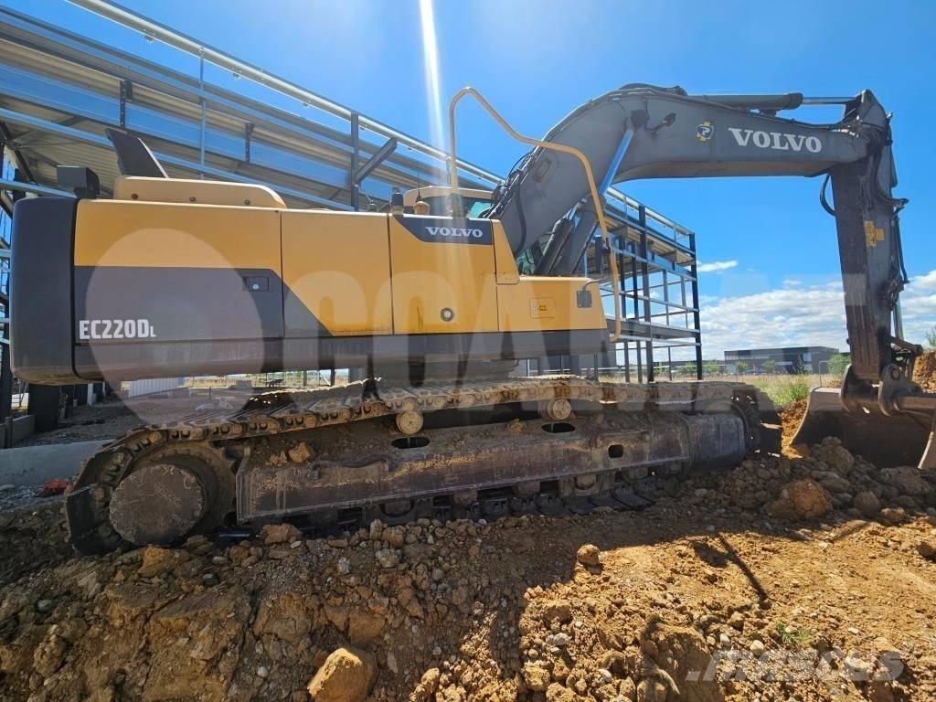 Volvo EC 220 DL Beltegraver
