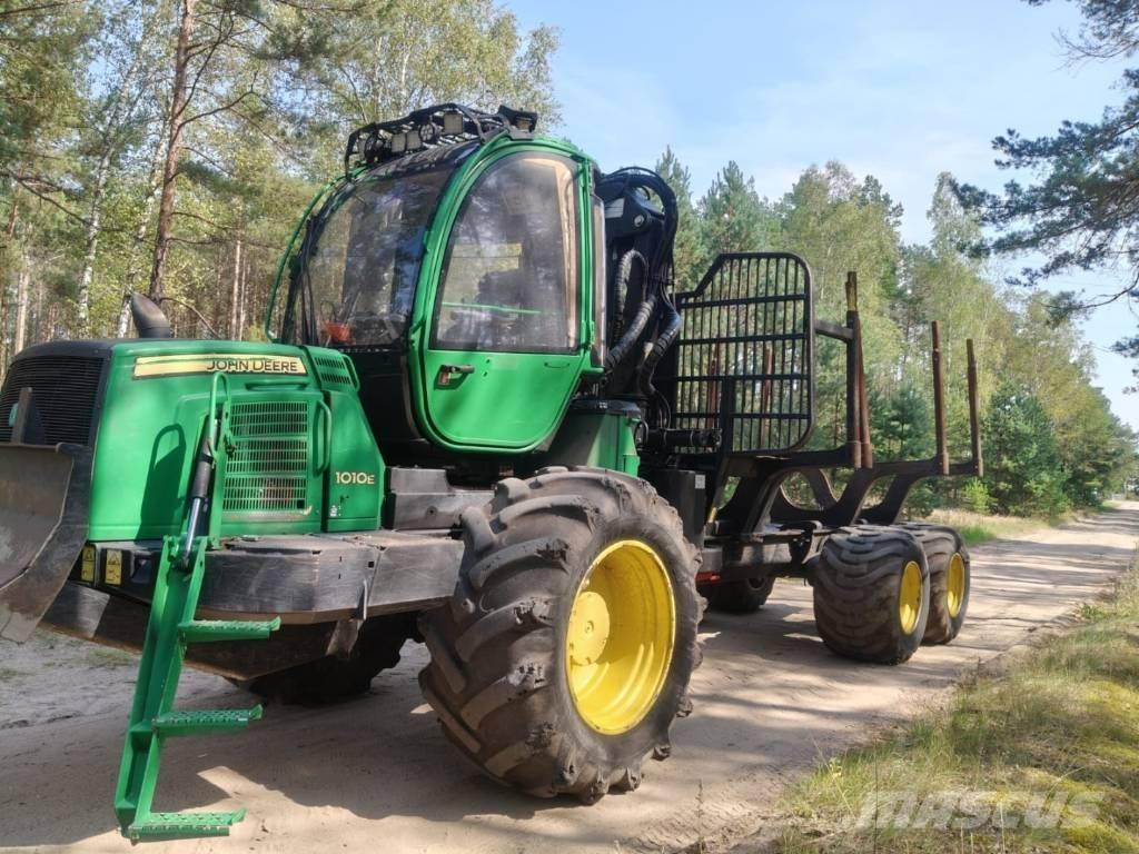 John Deere 1010 E Lassbærere