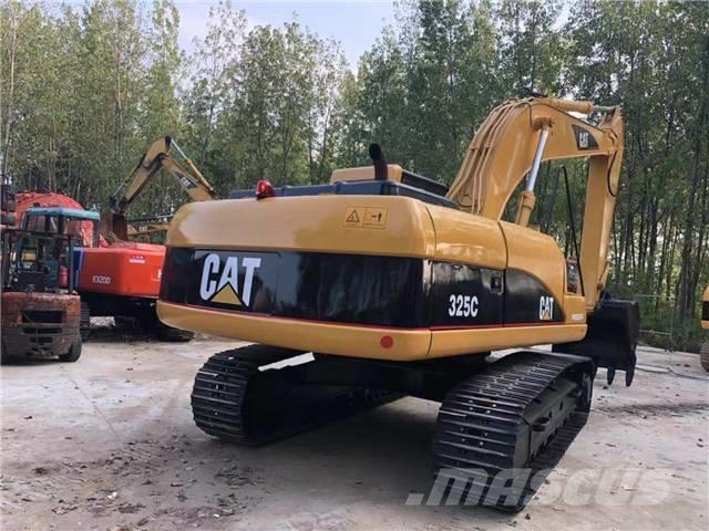 CAT 325 Beltegraver
