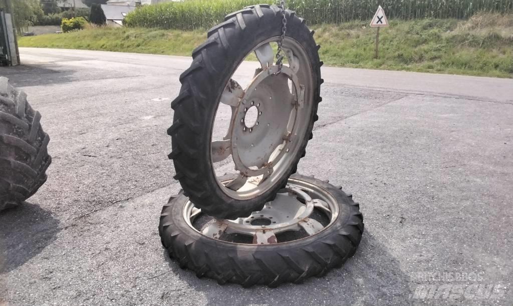 Michelin 8.3R44 Dekk, hjul og felger