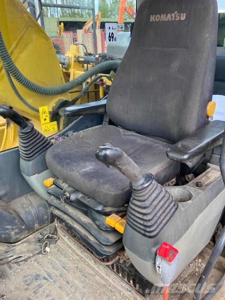 Komatsu PC 210 LC Beltegraver