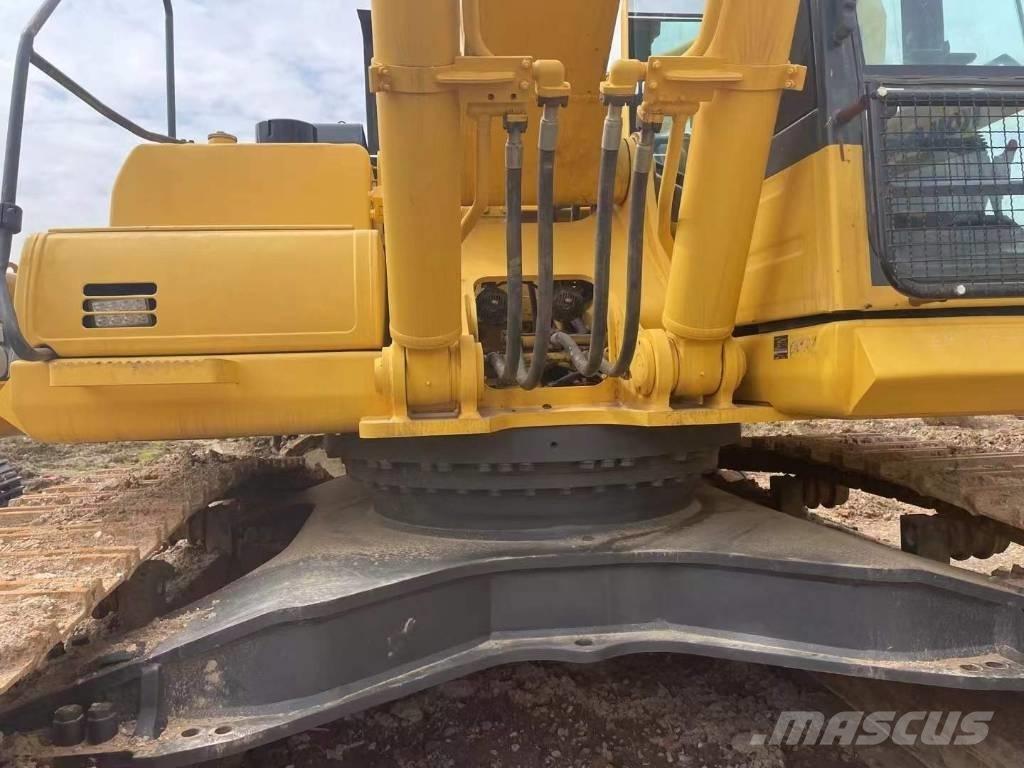 Komatsu PC 450-8 Beltegraver